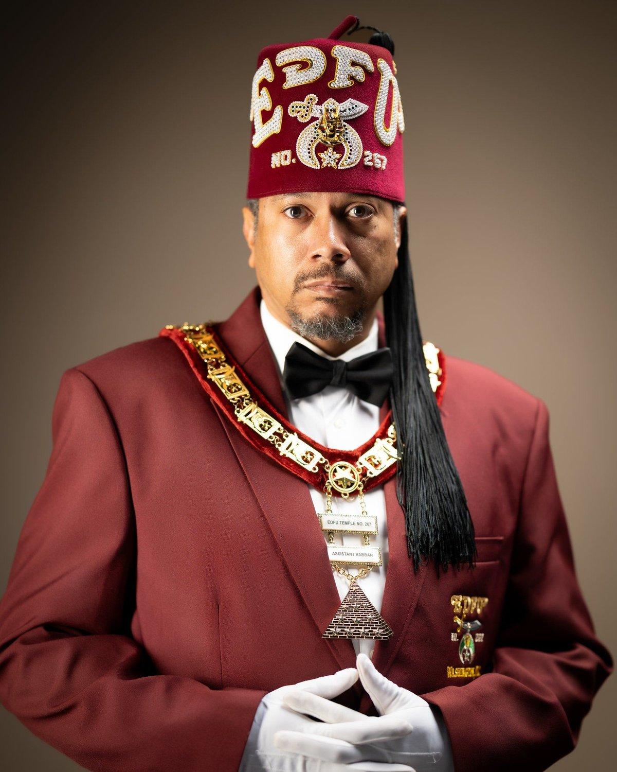 carousel-hero-element image-3