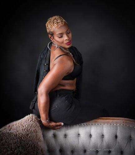 mobile - carousel-hero-element image-1